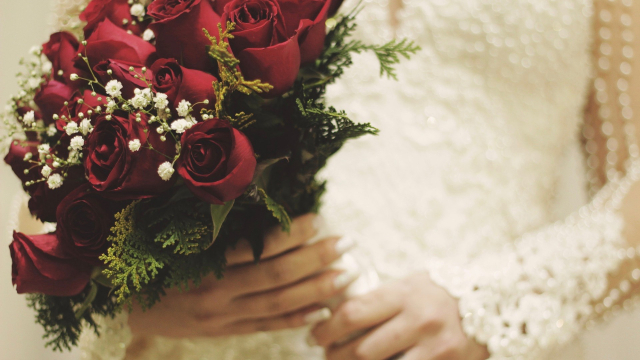 roses_wedding_bouquet