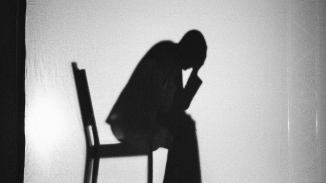 silhouette_head_hands_unsplash