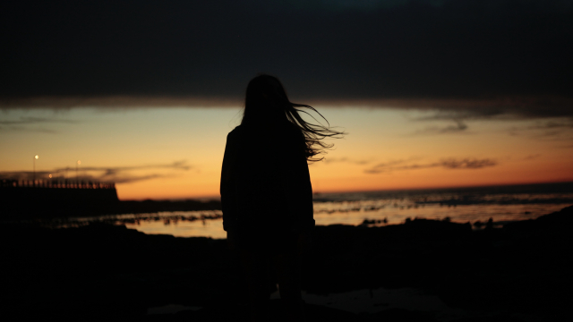 silhouette_sea_sunset_unsplash