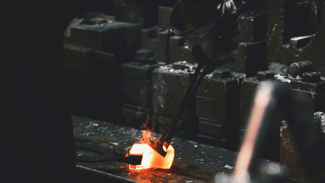 smelting_metal_smith_forge_unsplash