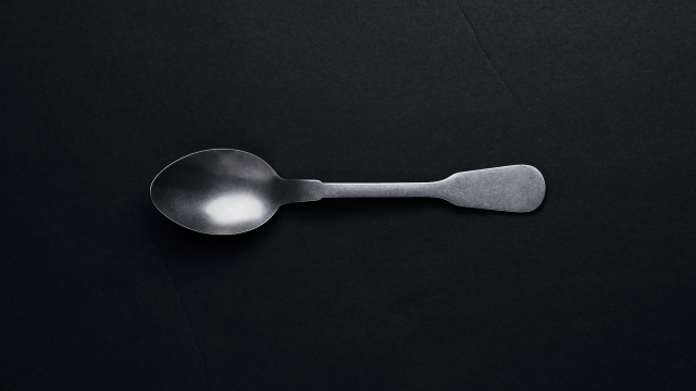 spoon_metal_cutlery_unsplash