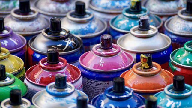 spray_paint_cans