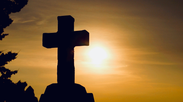 stone_cross_sunset