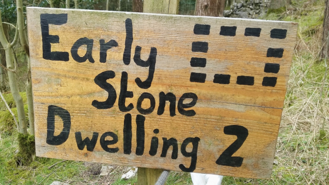 stone_dwelling_sign_jo_penn