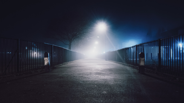 street_lights_street_dark_unsplash