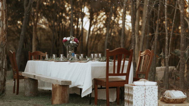 table_chairs_dining_trees_unsplash