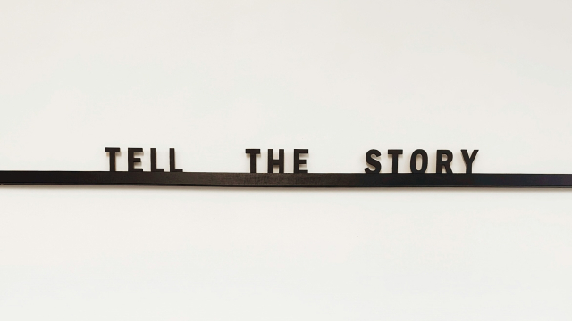 tell_the_story_sign_unsplash