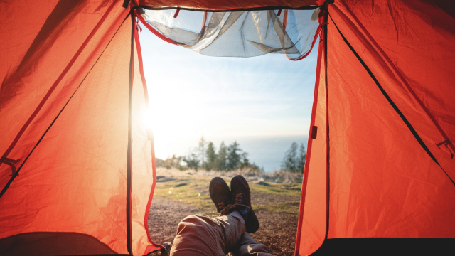 tent_door_sunrise_unsplash