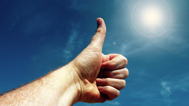 thumbs_up_light