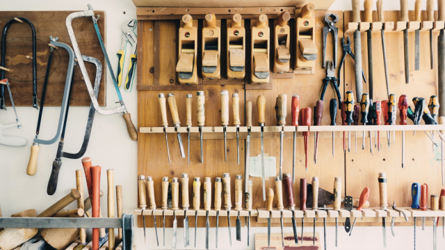 tools_workshop_shed_unsplash