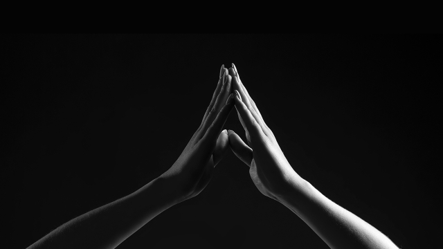 two_hands_bw_unsplash