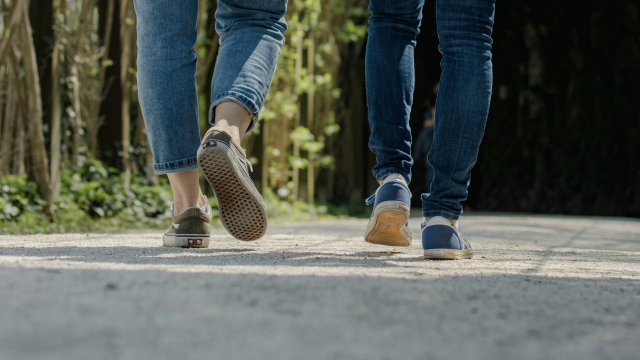walking_feet_together_unsplash