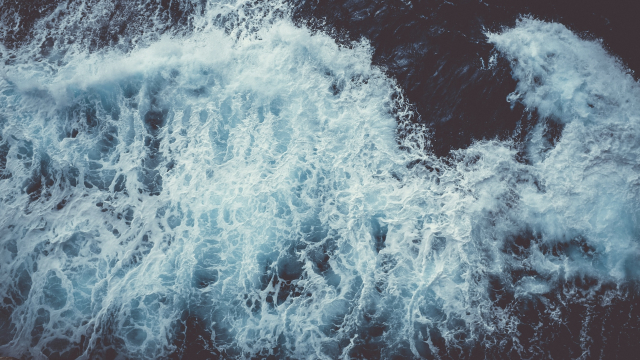 waves_white_water_unsplash
