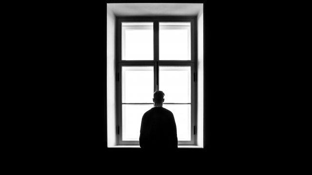 window_bw_silhouette_unsplash